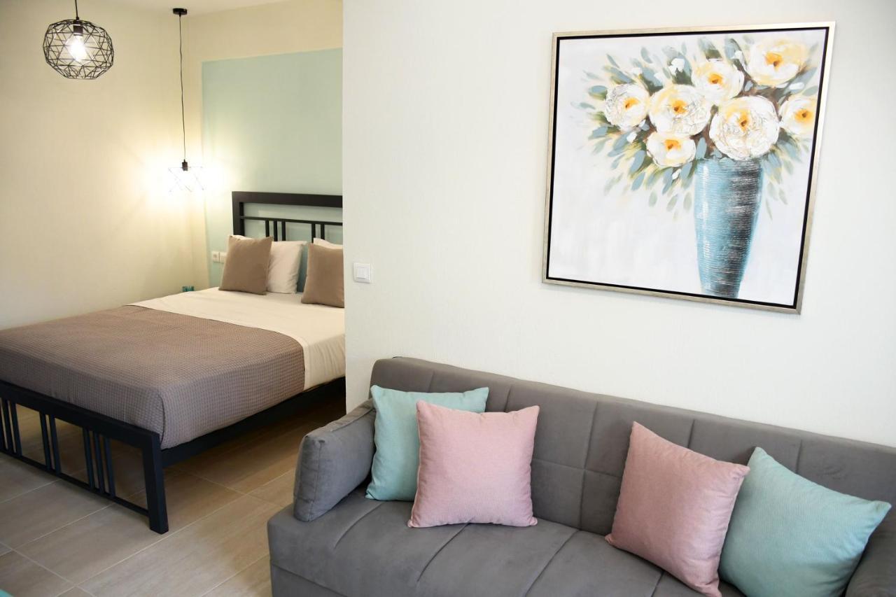 Theano Luxury Suites Nikiti Экстерьер фото