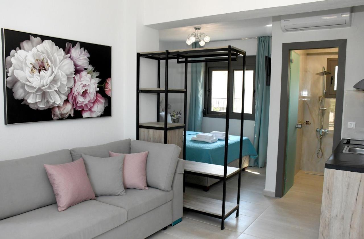 Theano Luxury Suites Nikiti Экстерьер фото