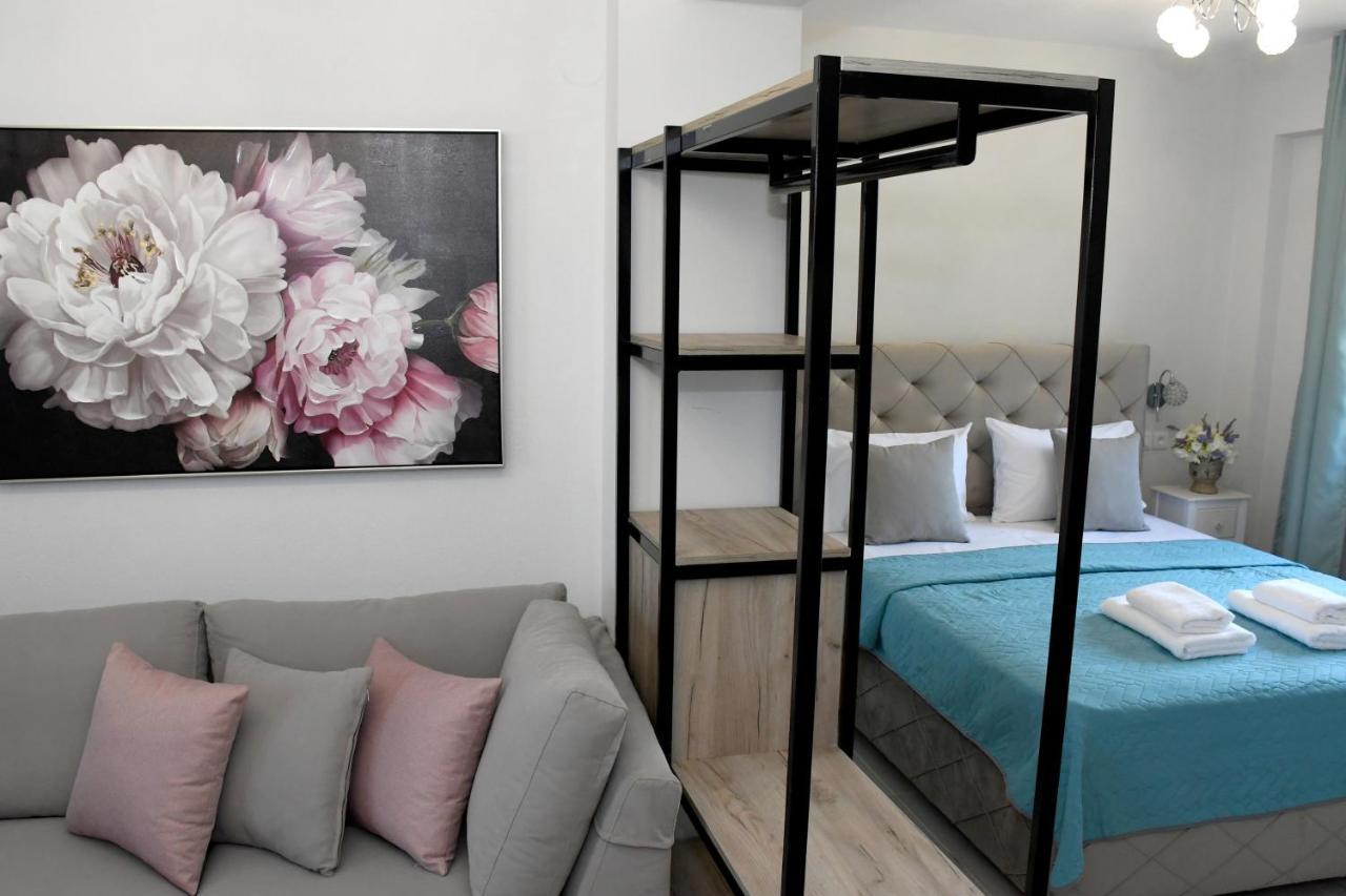Theano Luxury Suites Nikiti Экстерьер фото