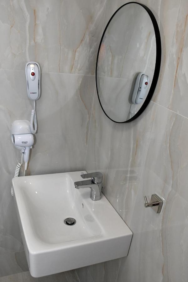 Theano Luxury Suites Nikiti Экстерьер фото